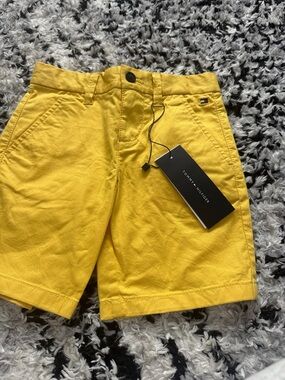 Tommy Hilfiger Men’s Bright Yellow Flat Front Chino Shorts
